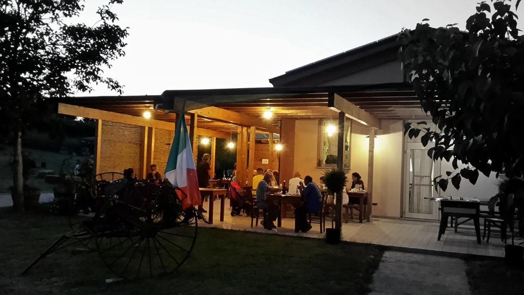 Agriturismo Perugini Bed and Breakfast Cesena Exteriör bild